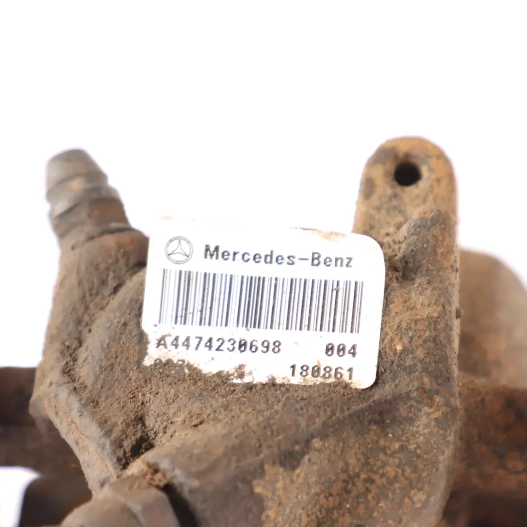 pinza de freno trasero derecho unidad de frenado para Mercedes Vito W447 con número de pieza A4474208100 Mercedes Vito W447 pinza de freno trasero derecho unidad de frenado - SKU A4474208100 - Número de pieza A4474208100