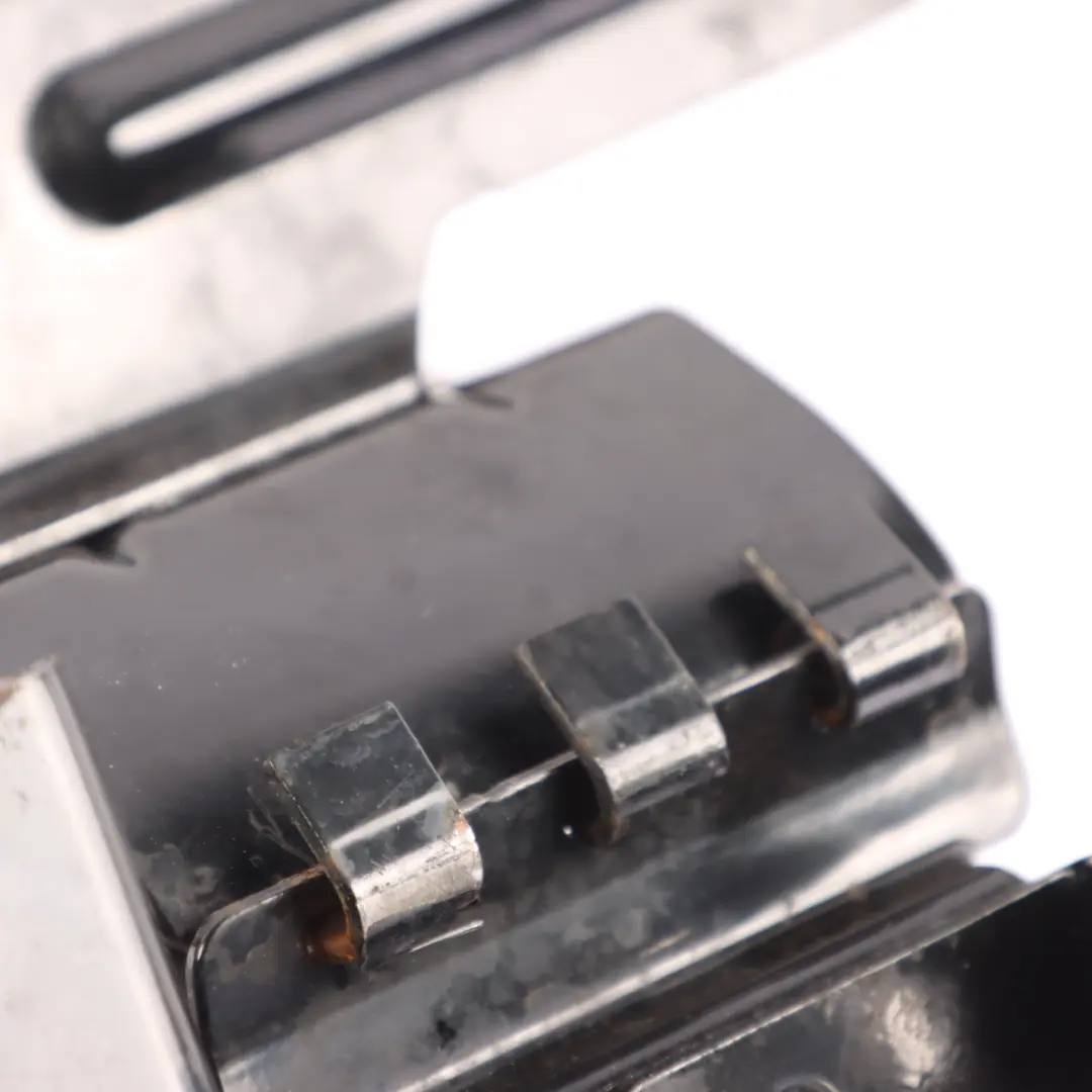 Kraftstofffilter Halterung A6460780161 für Mercedes W447 Motor mit Teilenummer A4474701300 Mercedes W447 Motor Kraftstofffilter Halterung A6460780161 - SKU A4474701300 - Teilenummer A4474701300