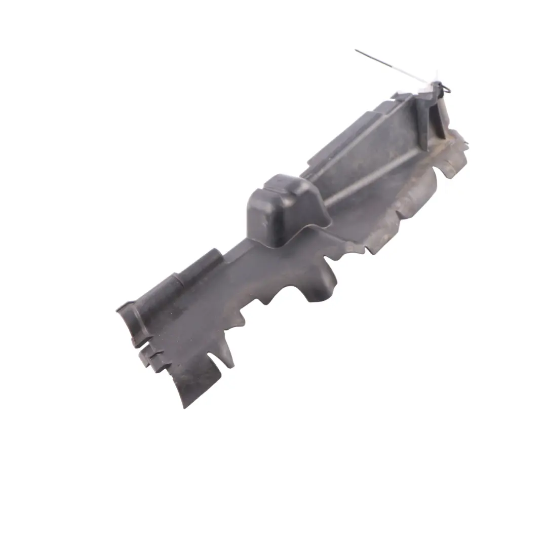 Deflettore Aria Staffa Montaggio Sinistra per Mercedes W447 con numero di parte A4475050930 Mercedes W447 Deflettore Aria Staffa Montaggio Sinistra - SKU A4475050930 - Numero di parte A4475050930