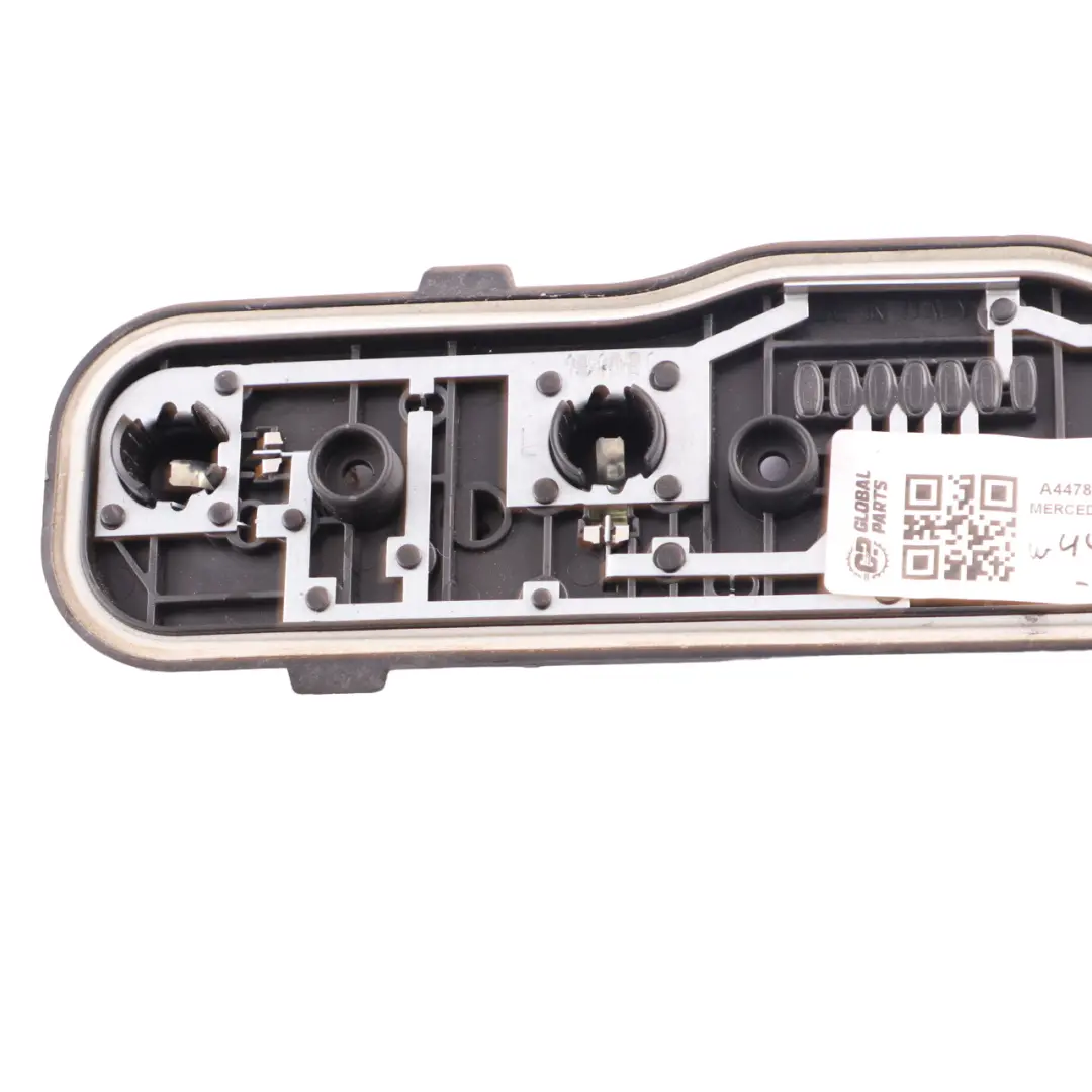  Monture l'ampoule Mercedes Vito W447 Support gauche du feu arrière - SKU A4478202500 - Numéro de pièce A4478202500