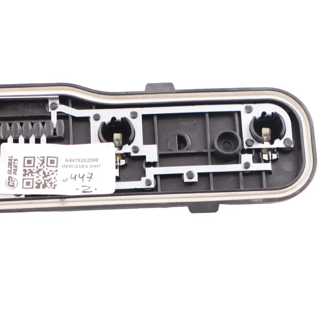 Portalámparas Mercedes Vito W447 Luz Trasera Izquierda para con número de pieza A4478202500 Portalámparas Mercedes Vito W447 Luz Trasera Izquierda - SKU A4478202500 - Número de pieza A4478202500