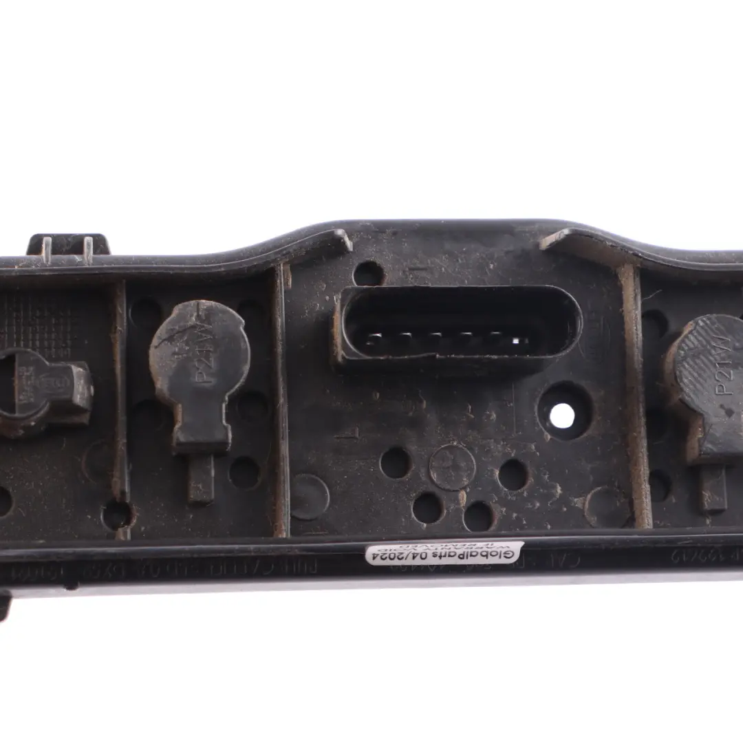 Glühbirnenhalterung Mercedes Vito W447 Rückleuchte links für mit Teilenummer A4478202500 Glühbirnenhalterung Mercedes Vito W447 Rückleuchte links - SKU A4478202500 - Teilenummer A4478202500