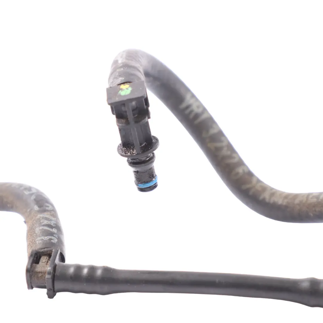 Tubo carburante Mercedes W176 OM607 Tubo di ritorno Iniettore per con numero di parte A6070700332 Tubo carburante Mercedes W176 OM607 Tubo di ritorno Iniettore - SKU A6070700332-1 - Numero di parte A6070700332