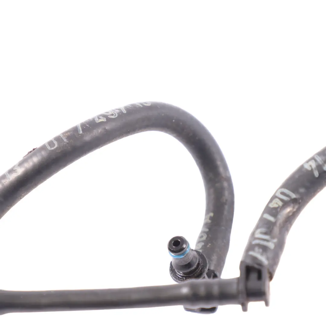 Tuyau de carburant Mercedes W176 OM607 Tuyau de retour Injecteur pour à propos du numéro de pièce A6070700332 Tuyau de carburant Mercedes W176 OM607 Tuyau de retour Injecteur - SKU A6070700332-1 - Numéro de pièce A6070700332