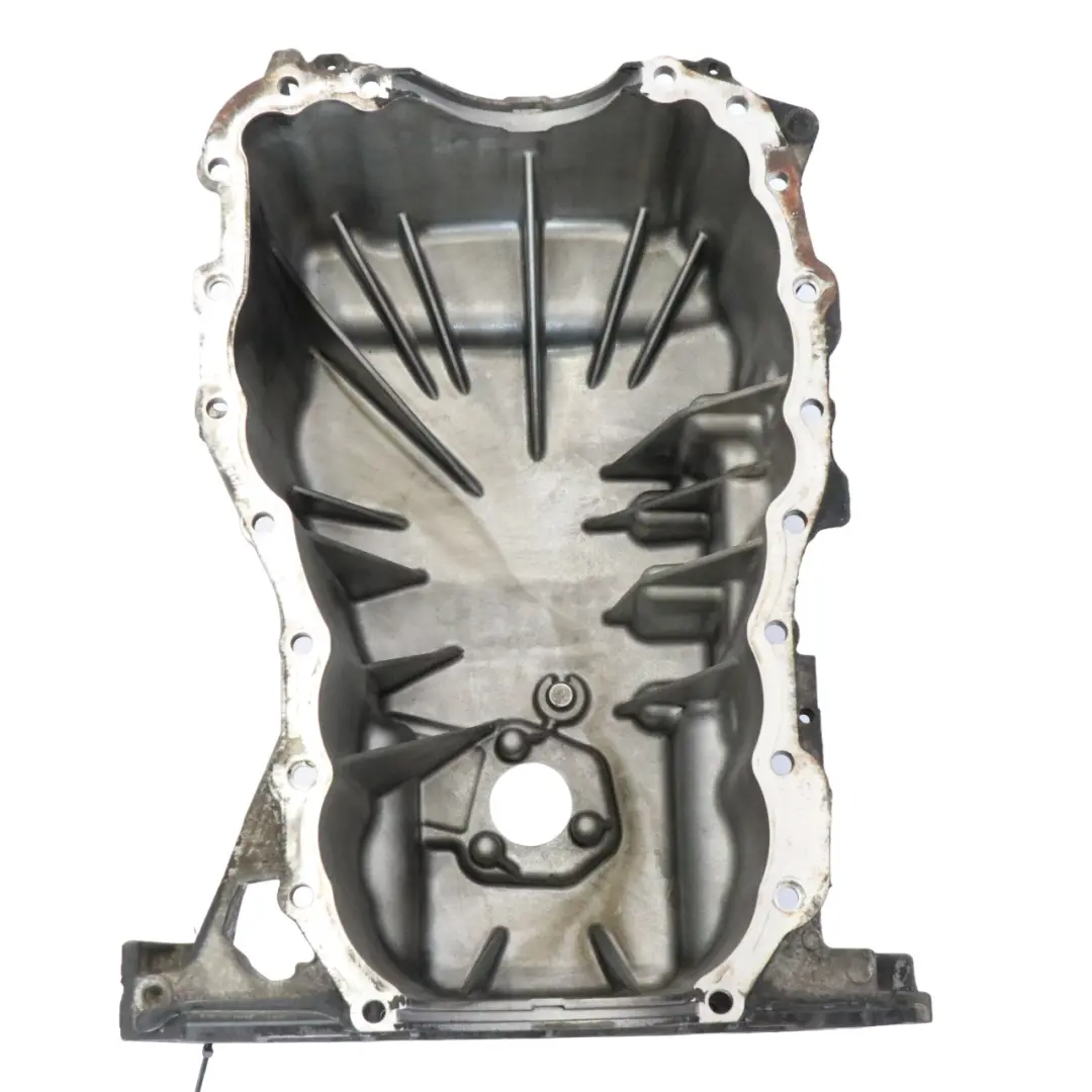 OM608 Dieselmotor Ölwanne für Mercedes W177 mit Teilenummer A6080140300 Mercedes W177 OM608 Dieselmotor Ölwanne - SKU A6080140300 - Teilenummer A6080140300