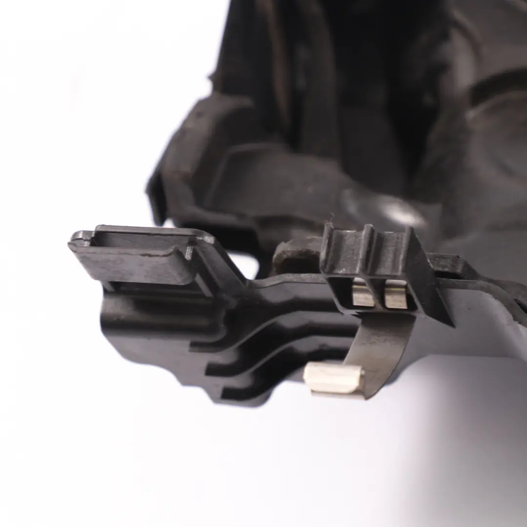 Abdeckung Mercedes W177 W247 1.5 Diesel OM608 Verkleidung für Motor mit Teilenummer A6080740300 Motor Abdeckung Mercedes W177 W247 1.5 Diesel OM608 Verkleidung - SKU A6080740300 - Teilenummer A6080740300