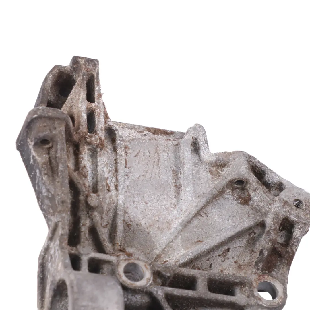 Mercedes W177 Supporto staffa montaggio alternatore - SKU A6081550035 - Numero di parte A6081550035