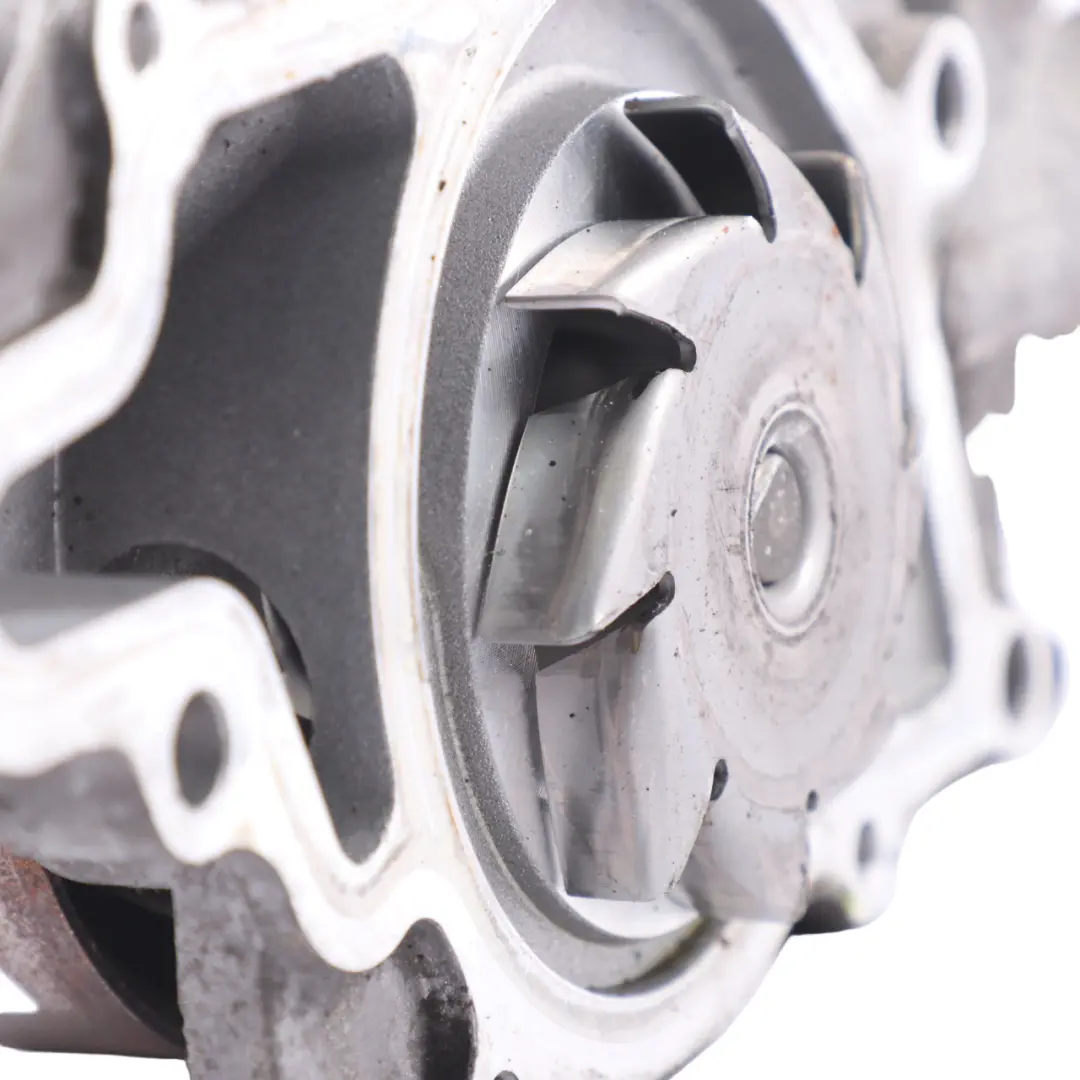 Bomba De Agua Mercedes W901 OM611 OM612 Refrigeración Refrigerante para con número de pieza A6112001101 Bomba De Agua Mercedes W901 OM611 OM612 Refrigeración Refrigerante - SKU A6112001101 - Número de pieza A6112001101