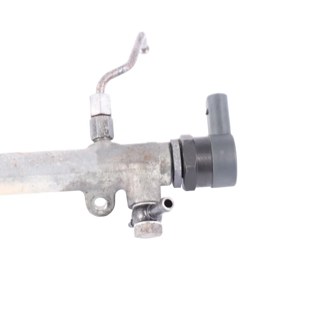 Fuel Feed Lines Mercedes W211 Diesel OM47 Injection Rail Line Pipe A6510706381 - SKU A6120700195 - Part number A6120700195