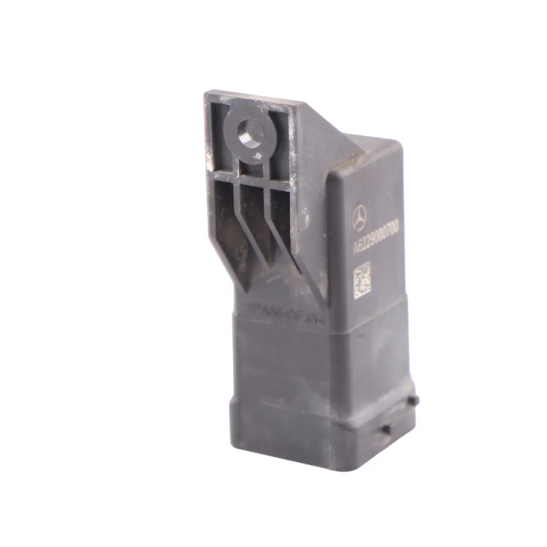 Bosch Glow Plug Relay Controller Unit Control Module to Mercedes W447 with Part number A6229000700 Mercedes W447 Bosch Glow Plug Relay Controller Unit Control Module - SKU A6229000700 - Part number A6229000700