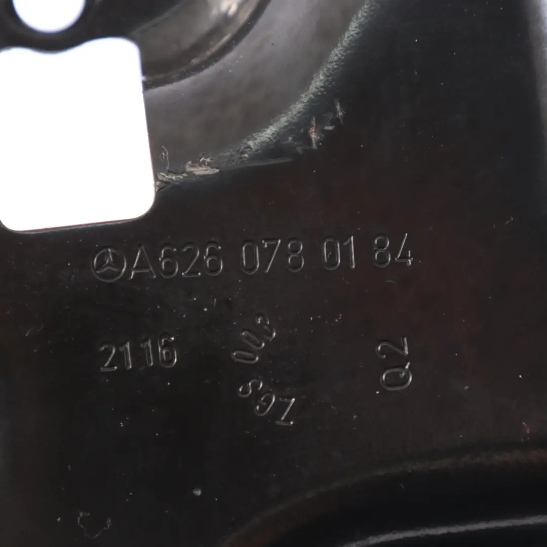 Pompa alta pressione Protezione lamiera per Mercedes W205 con numero di parte A6260780184 Mercedes W205 Pompa alta pressione Protezione lamiera - SKU A6260780184 - Numero di parte A6260780184