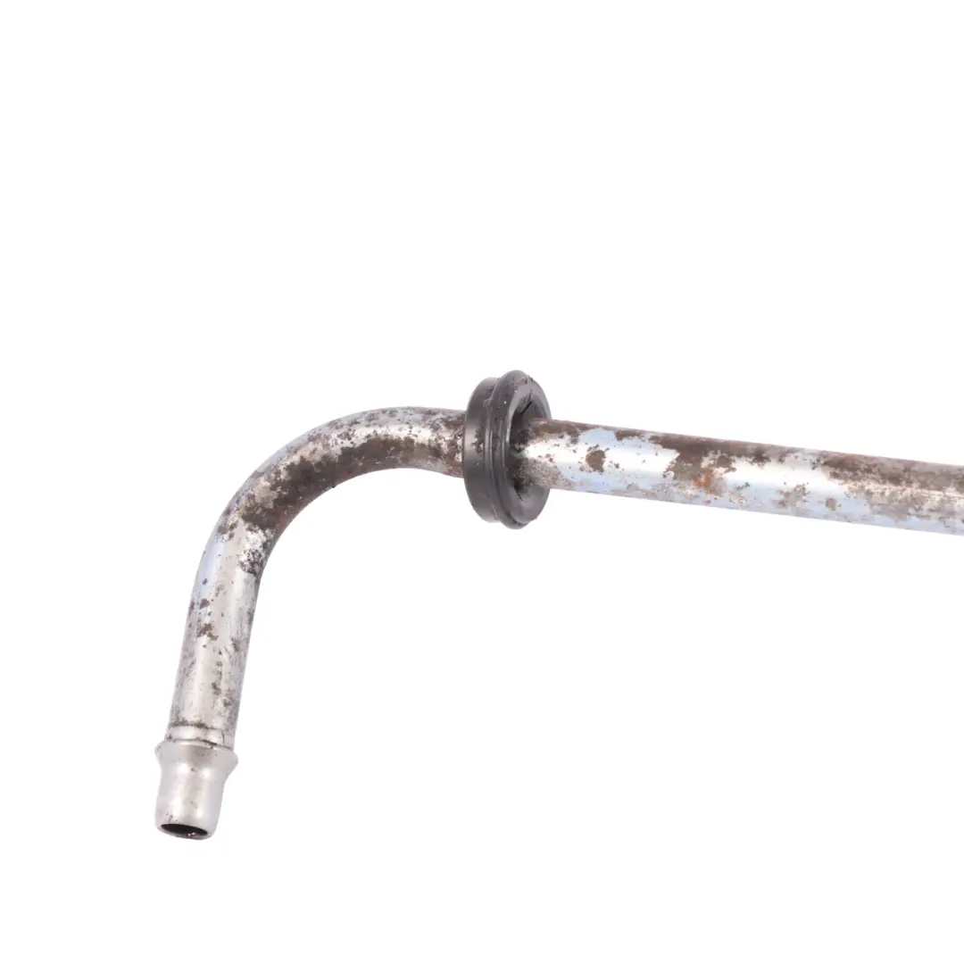 OM642 Tubo dell'olio Tubo raffreddamento trasmissione per Mercedes Vito W639 Diesel con numero di parte A6392712496 Mercedes Vito W639 Diesel OM642 Tubo dell'olio Tubo raffreddamento trasmissione - SKU A6392712496 - Numero di parte A6392712496