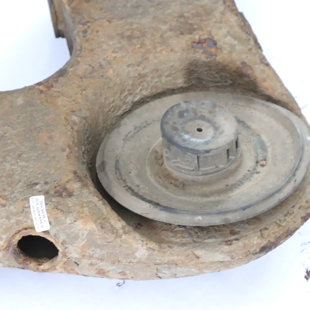 Mozzo Ruota Posteriore Destro Gamba di Sospensione Assale per Mercedes Vito W639 con numero di parte A6393508805 Mercedes Vito W639 Mozzo Ruota Posteriore Destro Gamba di Sospensione Assale - SKU A6393508805-2 - Numero di parte A6393508805