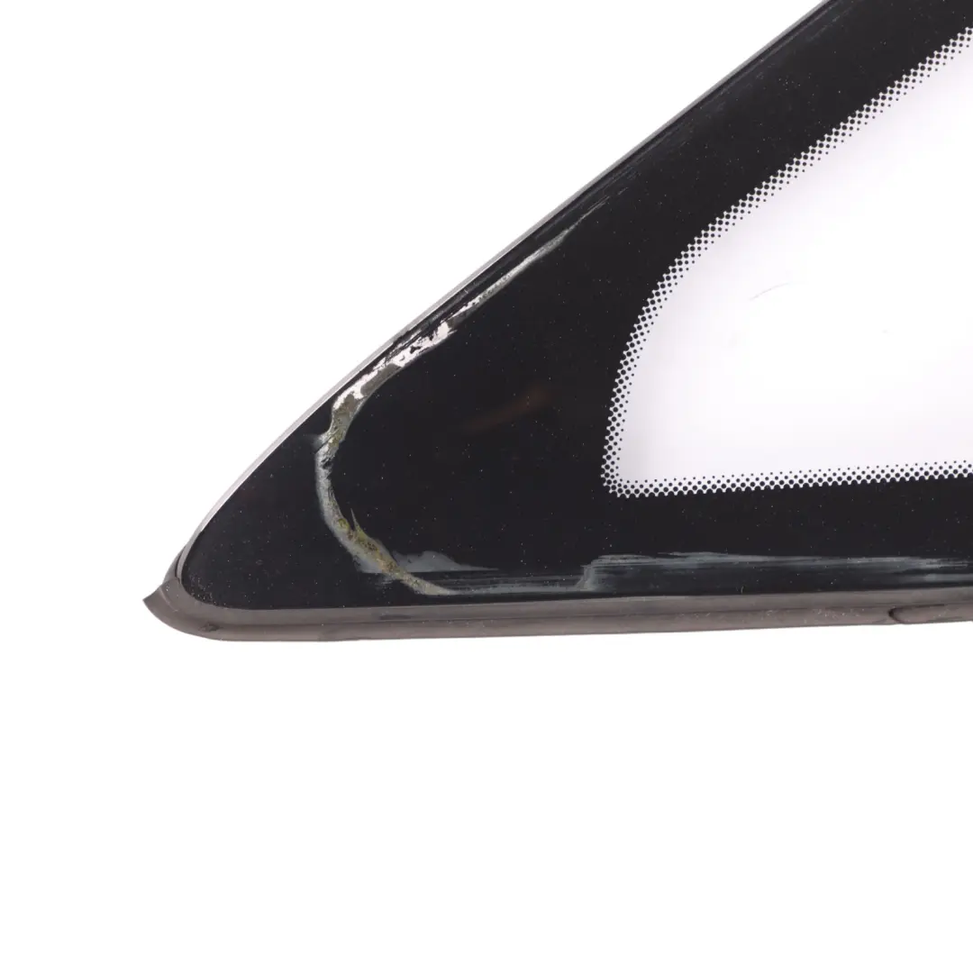 Mercedes Vito W639 Vitre Latérale Avant Gauche Fixe Triangle AS2 - SKU A6396736705-1 - Numéro de pièce A6396736705