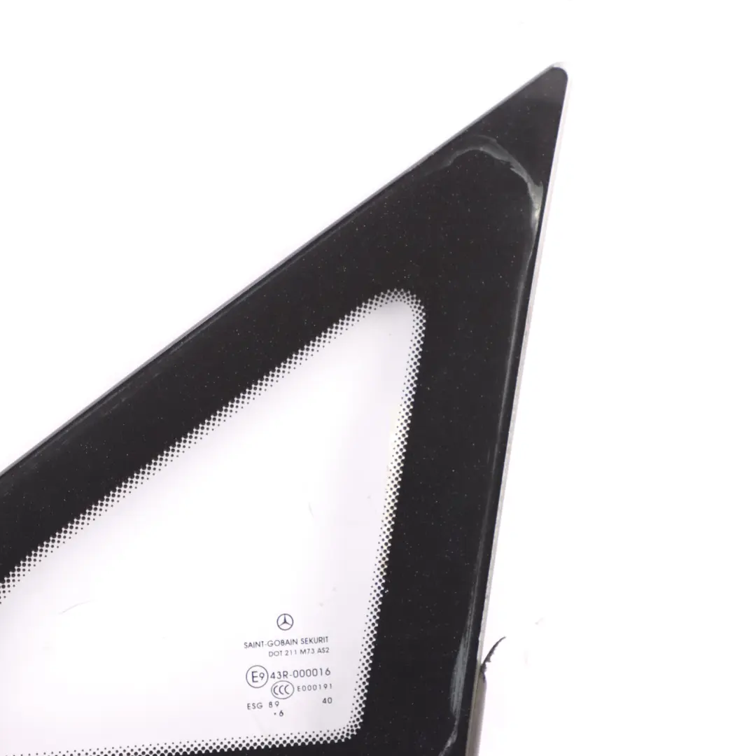 Ventana Lateral Delantera Izquierda Cristal Triangular AS2 para Mercedes Vito W639 con número de pieza A6396736705 Mercedes Vito W639 Ventana Lateral Delantera Izquierda Cristal Triangular AS2 - SKU A6396736705-1 - Número de pieza A6396736705