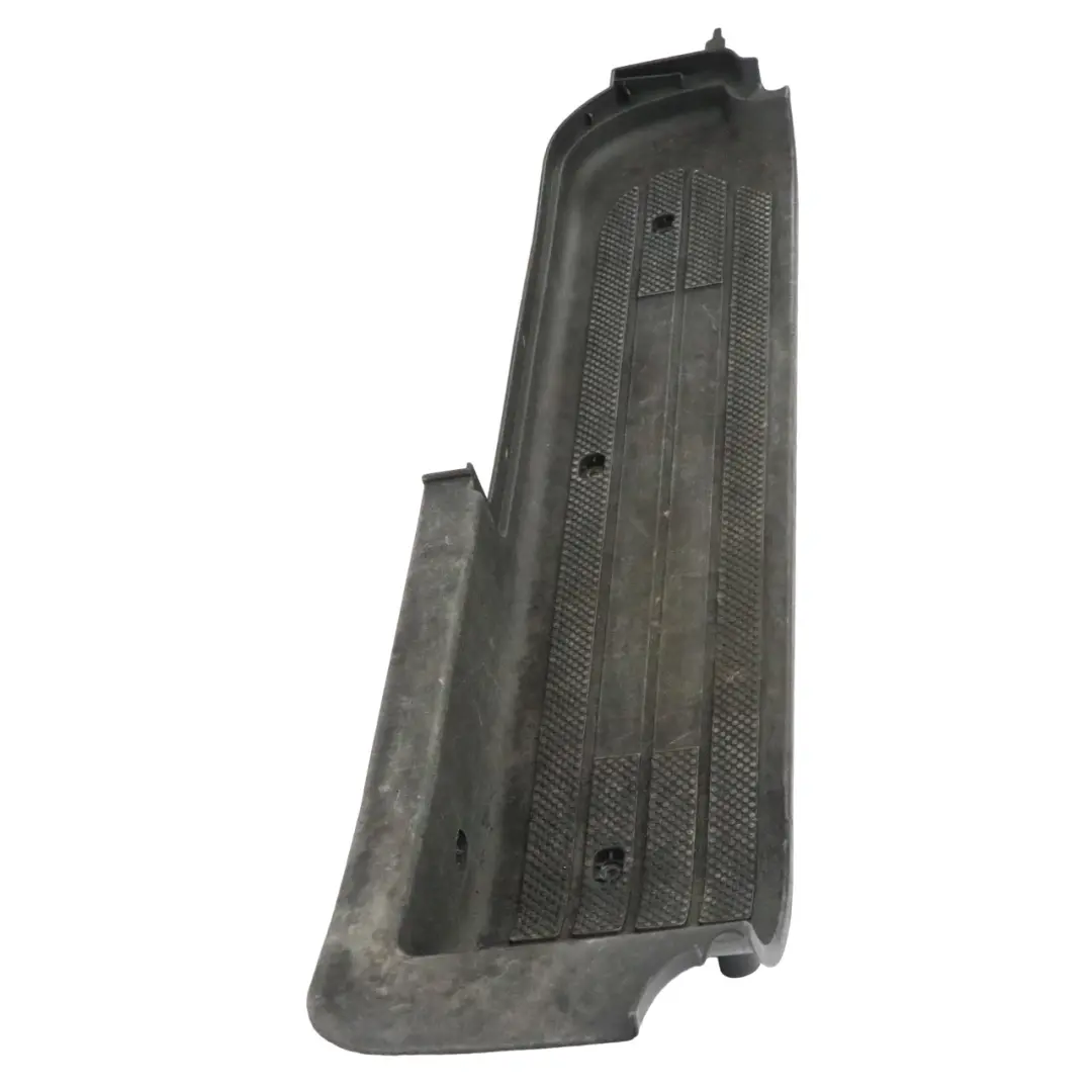 Mercedes Vito W639 seuil de porte intérieur gauche Trim - SKU A6396860910 - Numéro de pièce A6396860910