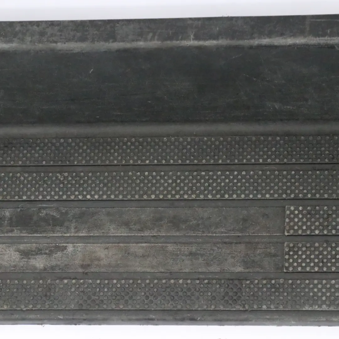 Mercedes Vito W639 Umbral de entrada Puerta corredera Izquierda Embellecedor - SKU A6396861110 - Número de pieza A6396861110