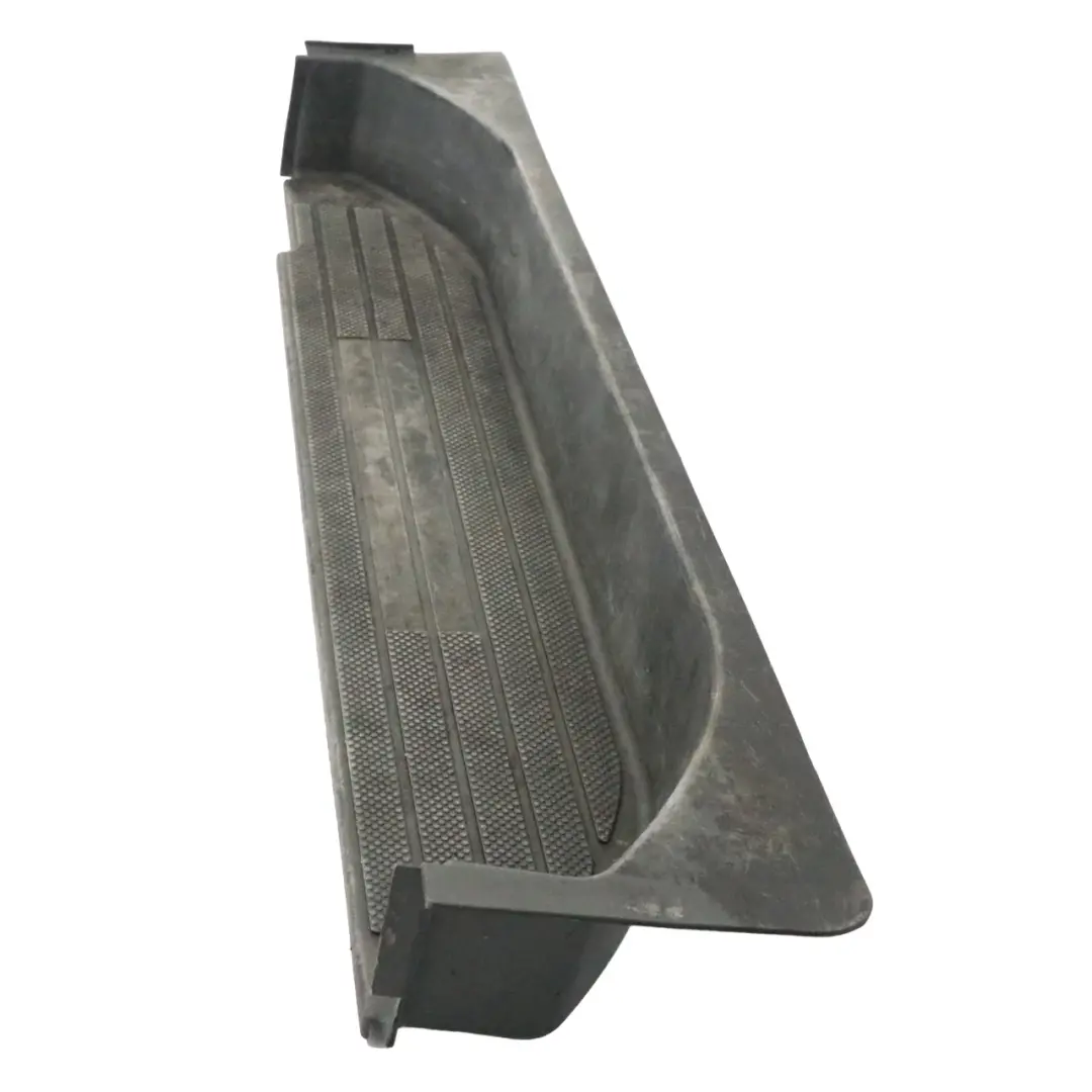 Mercedes Vito W639 seuil d'entrée porte coulissante gauche garniture - SKU A6396861110 - Numéro de pièce A6396861110