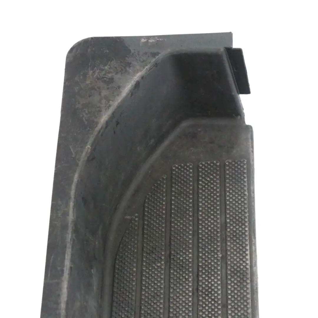 Einstiegsleiste Schiebetür Links Abdeckung für Mercedes Vito W639 mit Teilenummer A6396861110 Mercedes Vito W639 Einstiegsleiste Schiebetür Links Abdeckung - SKU A6396861110 - Teilenummer A6396861110