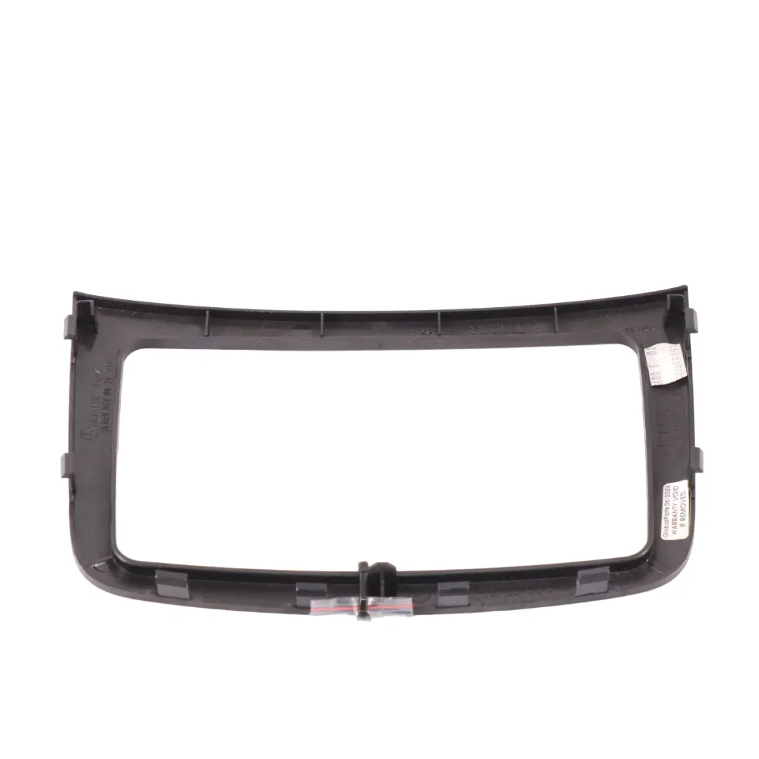 Mercedes Vito W639 Console Centrale Tableau Bord Cache Cadre Radio - SKU A6396890639-1 - Numéro de pièce A6396890639