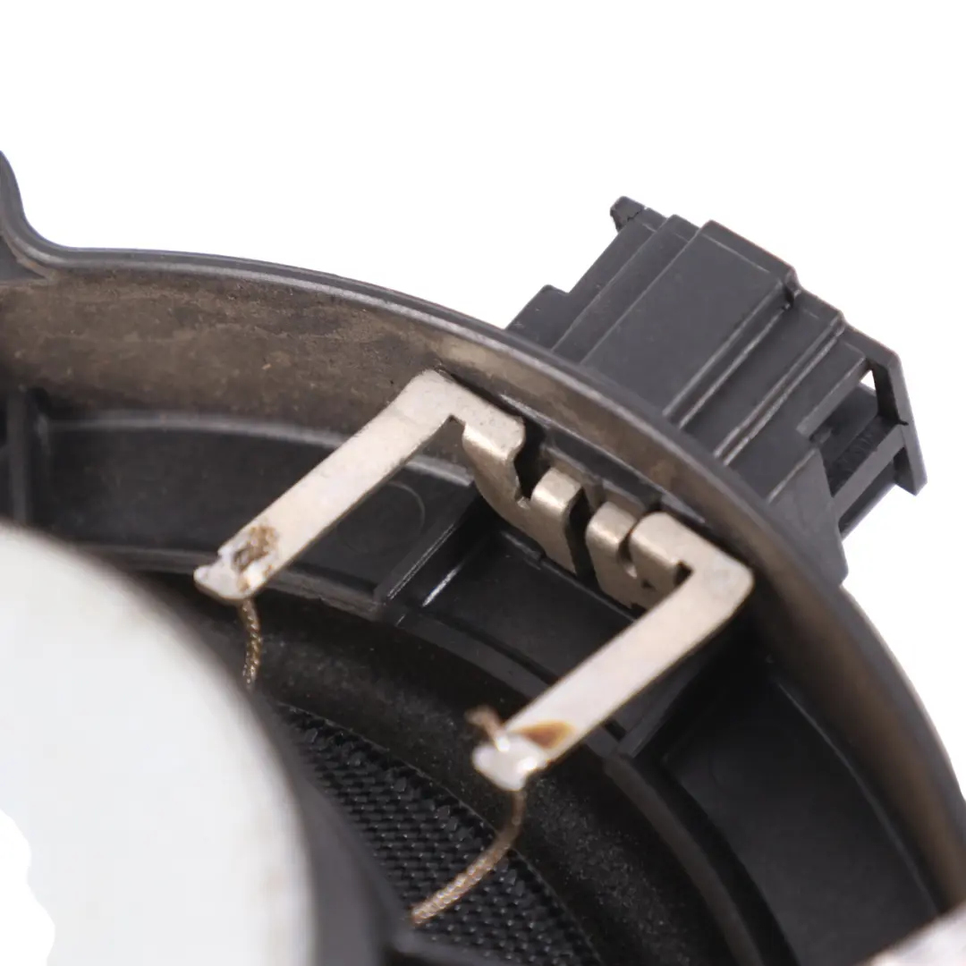 Haut-parleur de Porte Avant Gauche Droite pour Mercedes Vito W639 à propos du numéro de pièce A6398271460 Mercedes Vito W639 Haut-parleur de Porte Avant Gauche Droite - SKU A6398271460 - Numéro de pièce A6398271460