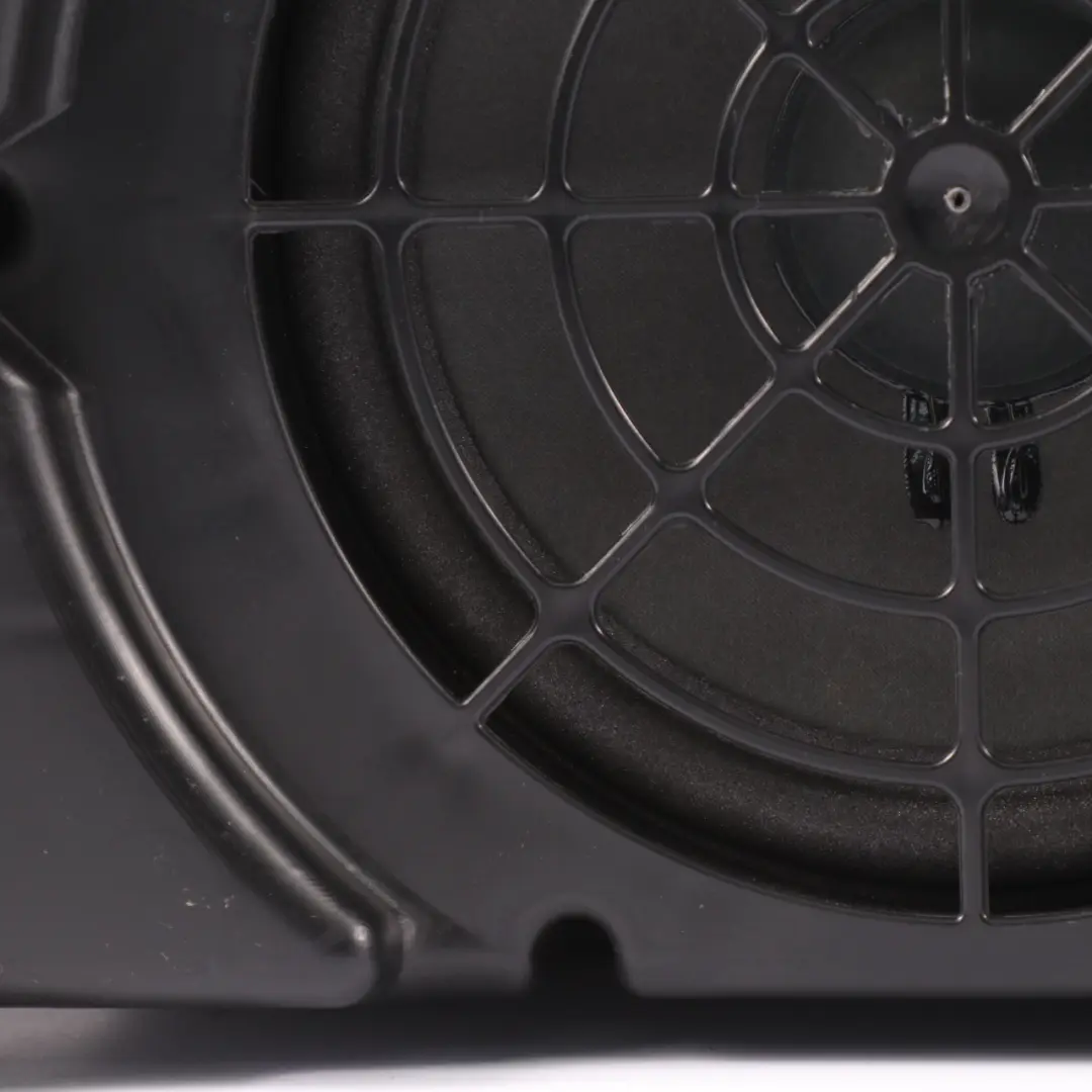 Subwoofer central Mercedes Vito W639 Altavoz de graves Woofer Audio para con número de pieza A6398271660 Subwoofer central Mercedes Vito W639 Altavoz de graves Woofer Audio - SKU A6398271660 - Número de pieza A6398271660