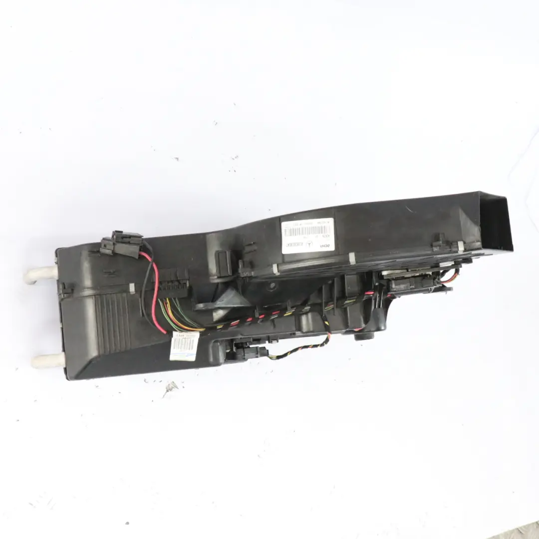 Mercedes W639 Sistema di climatizzazione con soffiante posteriore A0008358004 - SKU A6398302360 - Numero di parte A6398302360
