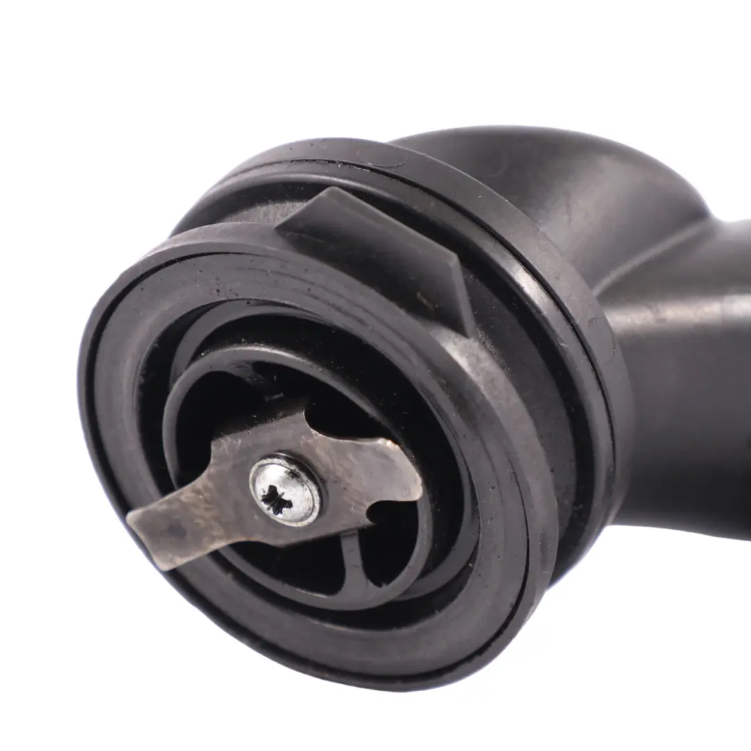 Remplissage huile Mercedes Sprinter W906 W907 OM642 Tube remplissage pour à propos du numéro de pièce A6420108107 Remplissage huile Mercedes Sprinter W906 W907 OM642 Tube remplissage - SKU A6420108107 - Numéro de pièce A6420108107