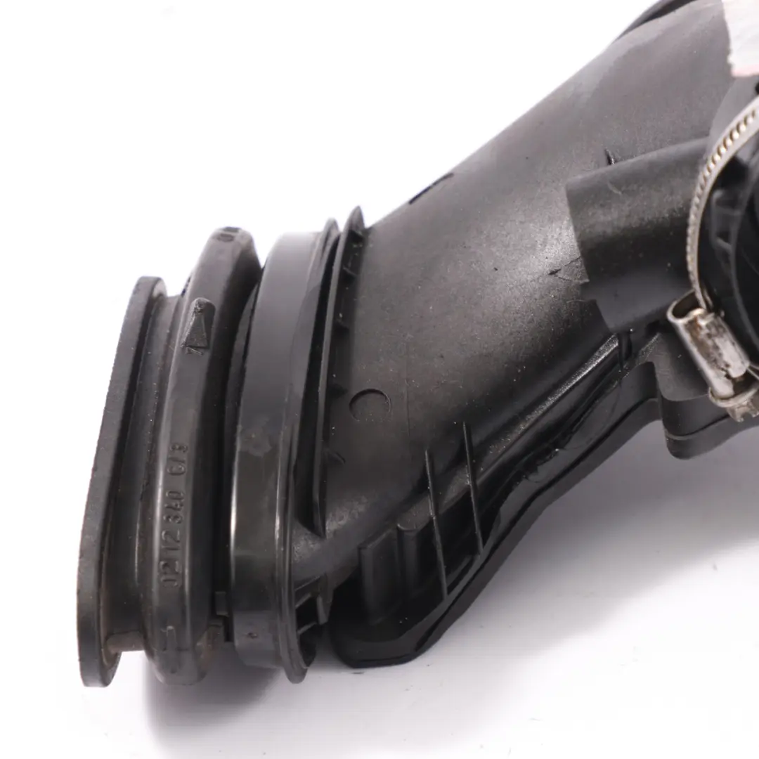 Turbocompresseur Mercedes X164 W212 W221 OM642 Air Prise charge Pipe pour à propos du numéro de pièce A6420901742 Turbocompresseur Mercedes X164 W212 W221 OM642 Air Prise charge Pipe - SKU A6420901742-1 - Numéro de pièce A6420901742