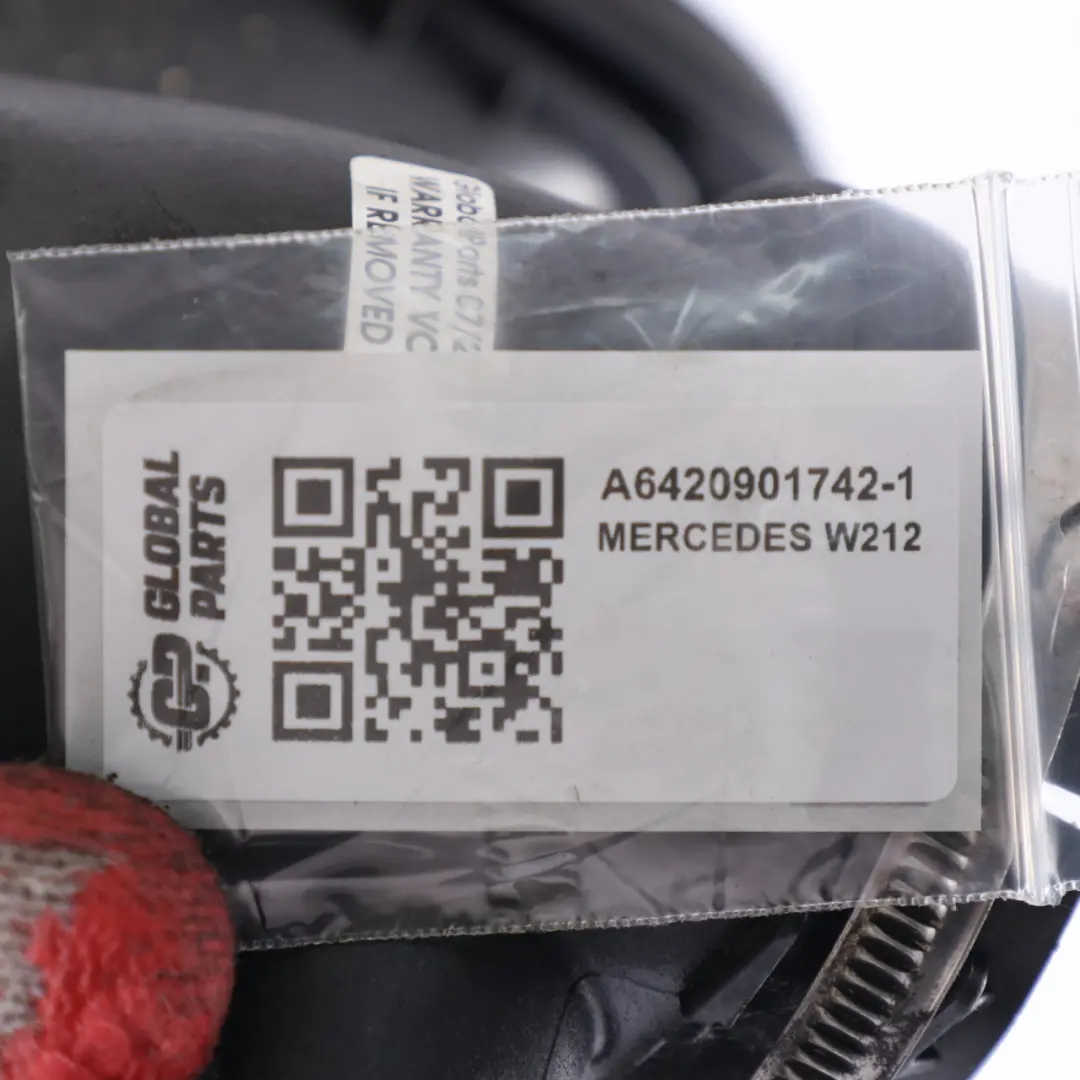 Turbocompresor Mercedes X164 W212 W221 OM642 Tubo de admisión aire para con número de pieza A6420901742 Turbocompresor Mercedes X164 W212 W221 OM642 Tubo de admisión aire - SKU A6420901742-1 - Número de pieza A6420901742