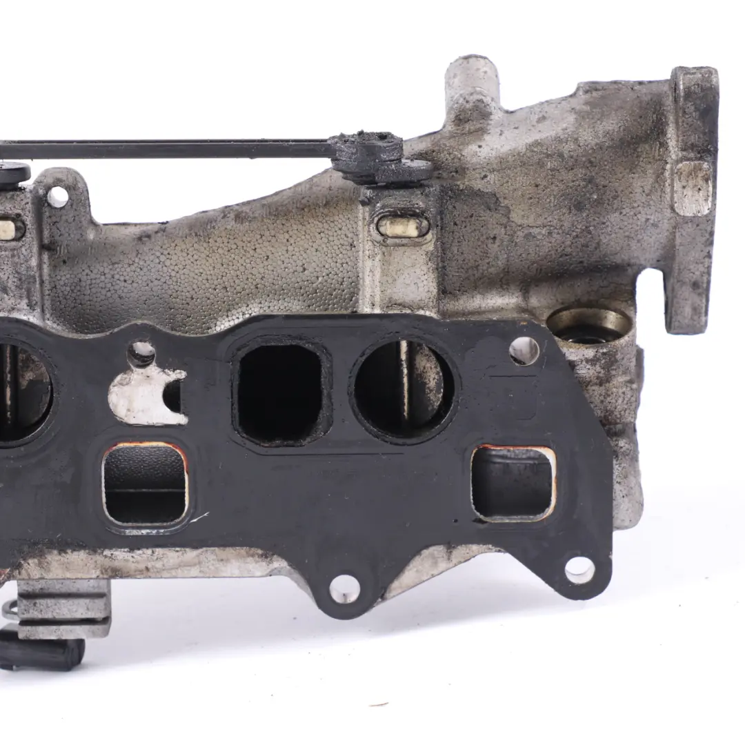  Collettore di aspirazione Mercedes W204 OM642 Diesel V6 sinistro - SKU A6420903737 - Numero di parte A6420903737