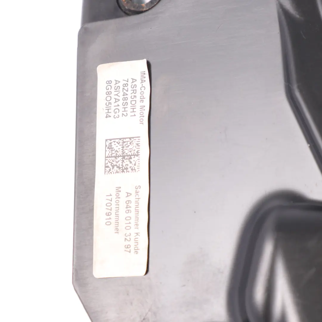 Mercedes W639 W906 OM646 Cubierta Motor Diesel Panel Acústico - SKU A6460103067-4 - Número de pieza A6460103067