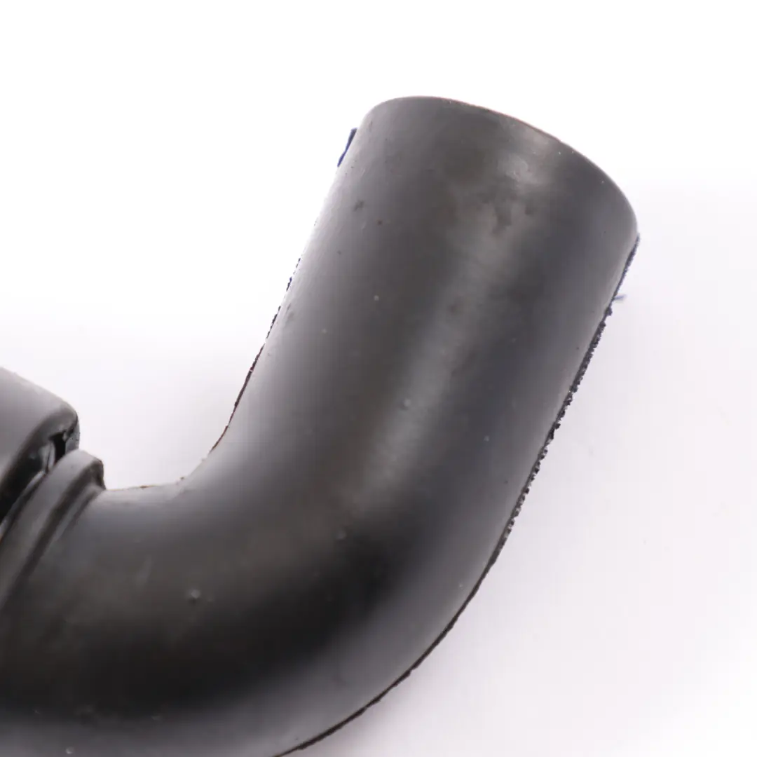 OM646 Séparateur huile Tuyau reniflard moteur A6420160881 pour Mercedes Sprinter W906 à propos du numéro de pièce A6460160981 Mercedes Sprinter W906 OM646 Séparateur huile Tuyau reniflard moteur A6420160881 - SKU A6460160981 - Numéro de pièce A6460160981