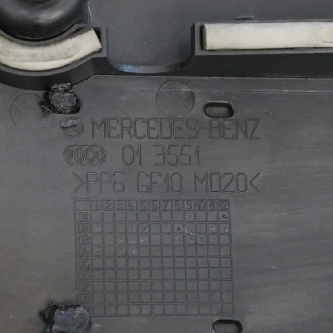 Mercedes W211 S211 Diesel OM647 Plaque couverture supérieure moteur - SKU A6470100267 - Numéro de pièce A6470100267