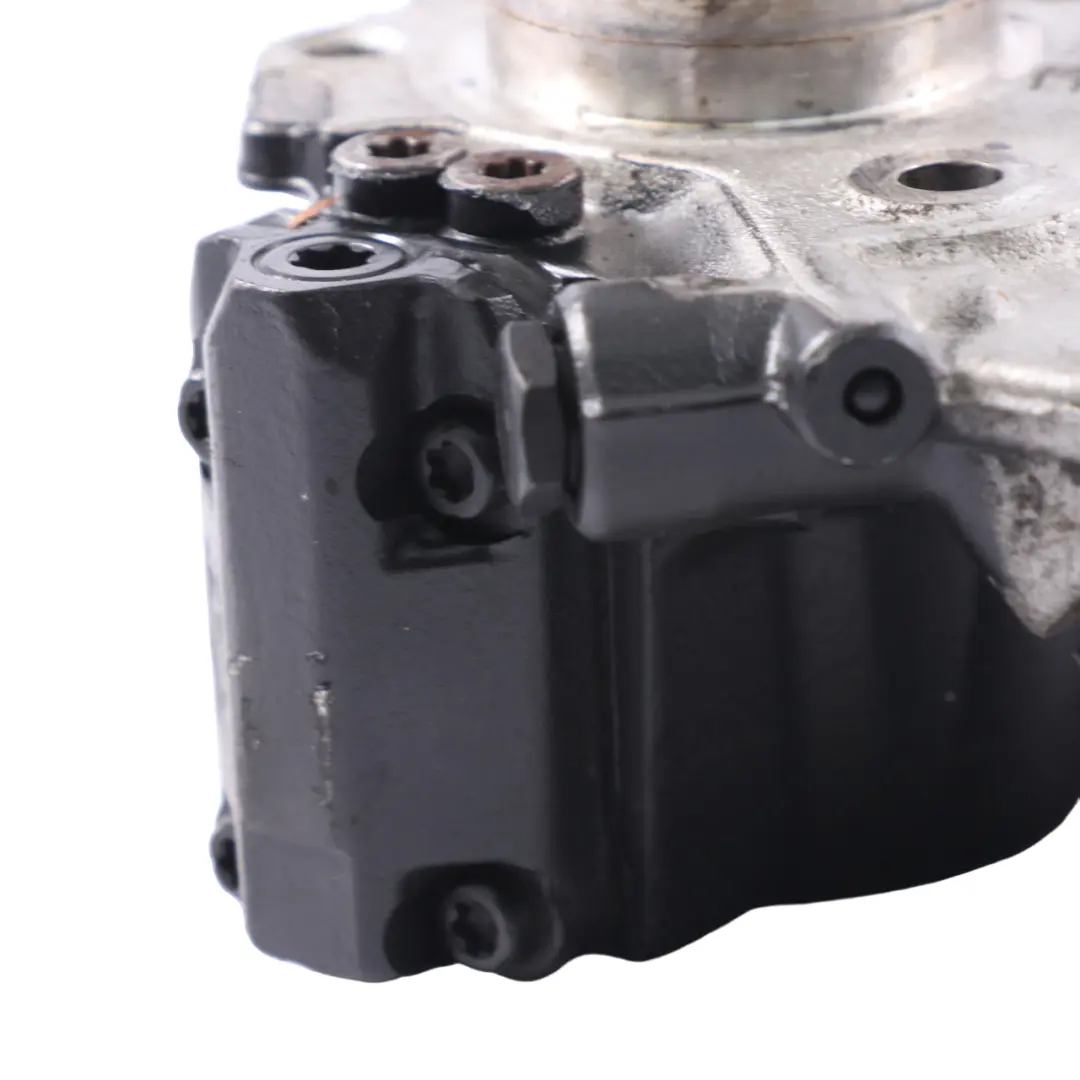 Mercedes W204 W212 Vito W639 W906 OM651 High Pressure Fuel Pump - SKU A6510700901 - Part number A6510700901