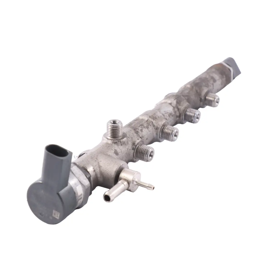  Rail de carburant Mercedes Vito W447 OM651 Injection Haute Pression - SKU A6510701695 - Numéro de pièce A6510701695