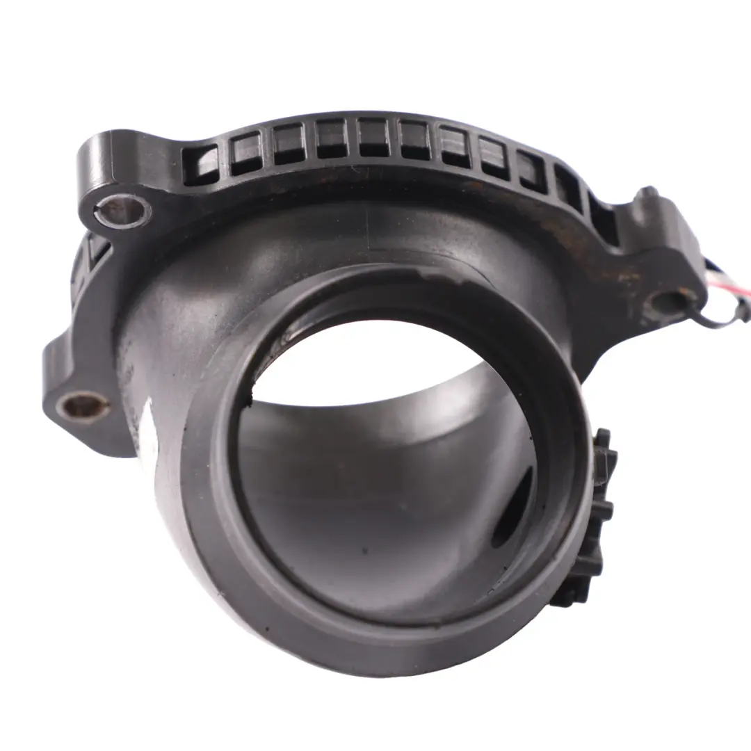 OM651 Flangia collettore aspirazione aria tubo carica per Mercedes W910 con numero di parte A6510900900 Mercedes W910 OM651 Flangia collettore aspirazione aria tubo carica - SKU A6510900900-1 - Numero di parte A6510900900