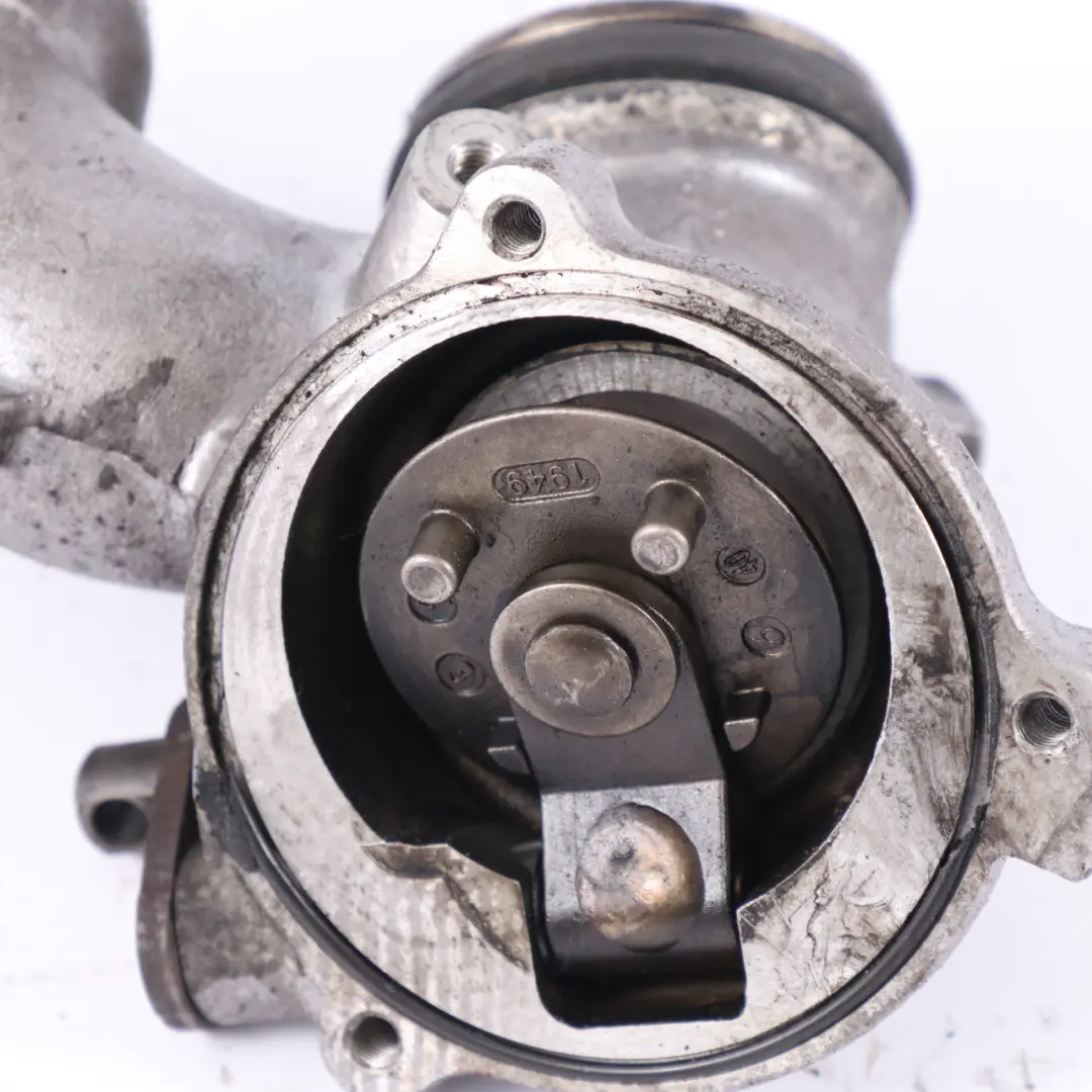 Parte Mercedes W204 W212 OM651 Diesel Salida Codo Wastegate A6510902880 para Turbo con número de pieza A6510904580 Turbo Parte Mercedes W204 W212 OM651 Diesel Salida Codo Wastegate A6510902880 - SKU A6510904580-2 - Número de pieza A6510904580