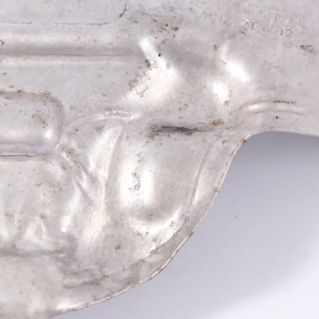 OM651 Turbolader Wärmeschild für Mercedes Sprinter W910 Diesel mit Teilenummer A6510961668 Mercedes Sprinter W910 Diesel OM651 Turbolader Wärmeschild - SKU A6510961668 - Teilenummer A6510961668