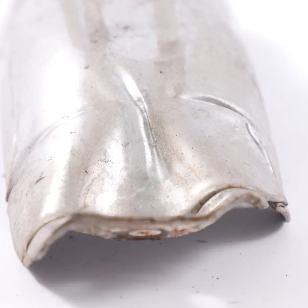 Bouclier thermique moteur Mercedes W907 W910 OM651 thermorésistante pour à propos du numéro de pièce A6510961768 Bouclier thermique moteur Mercedes W907 W910 OM651 thermorésistante - SKU A6510961768 - Numéro de pièce A6510961768