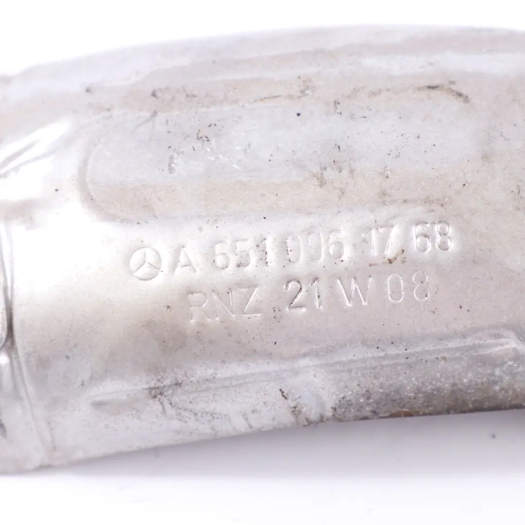 Bouclier thermique moteur Mercedes W907 W910 OM651 thermorésistante pour à propos du numéro de pièce A6510961768 Bouclier thermique moteur Mercedes W907 W910 OM651 thermorésistante - SKU A6510961768 - Numéro de pièce A6510961768