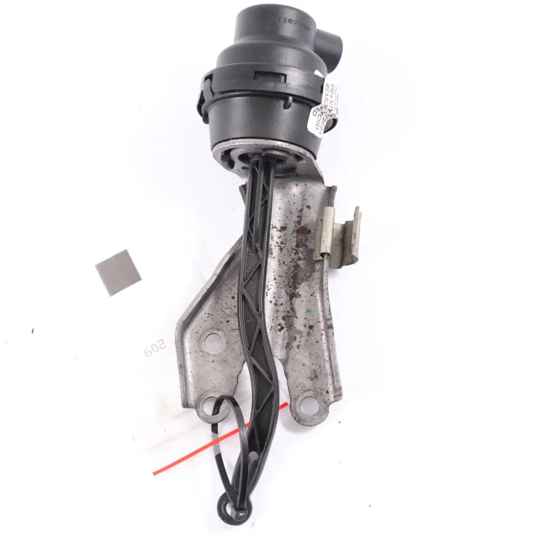 OM651 Unter Druck Dose Abgas Kühler für Mercedes W639 mit Teilenummer A6511410069 Mercedes W639 OM651 Unter Druck Dose Abgas Kühler - SKU A6511410069 - Teilenummer A6511410069