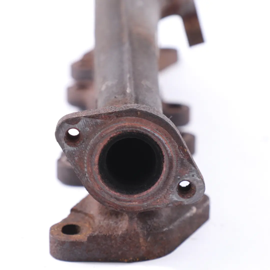 OM651 Dieselmotor Abgaskrümmer für Mercedes W906 mit Teilenummer A6511420701 Mercedes W906 OM651 Dieselmotor Abgaskrümmer - SKU A6511420701-2 - Teilenummer A6511420701