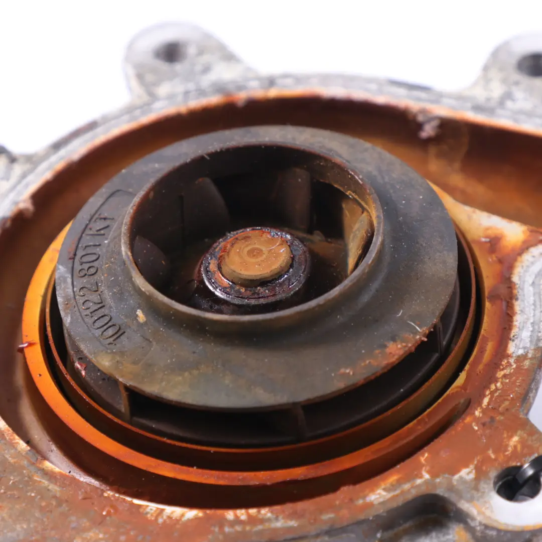 Mercedes W910 Diesel OM651 Pompe à eau Pompe liquide refroidissement A6512001607 - SKU A6512001707-1 - Numéro de pièce A6512001707
