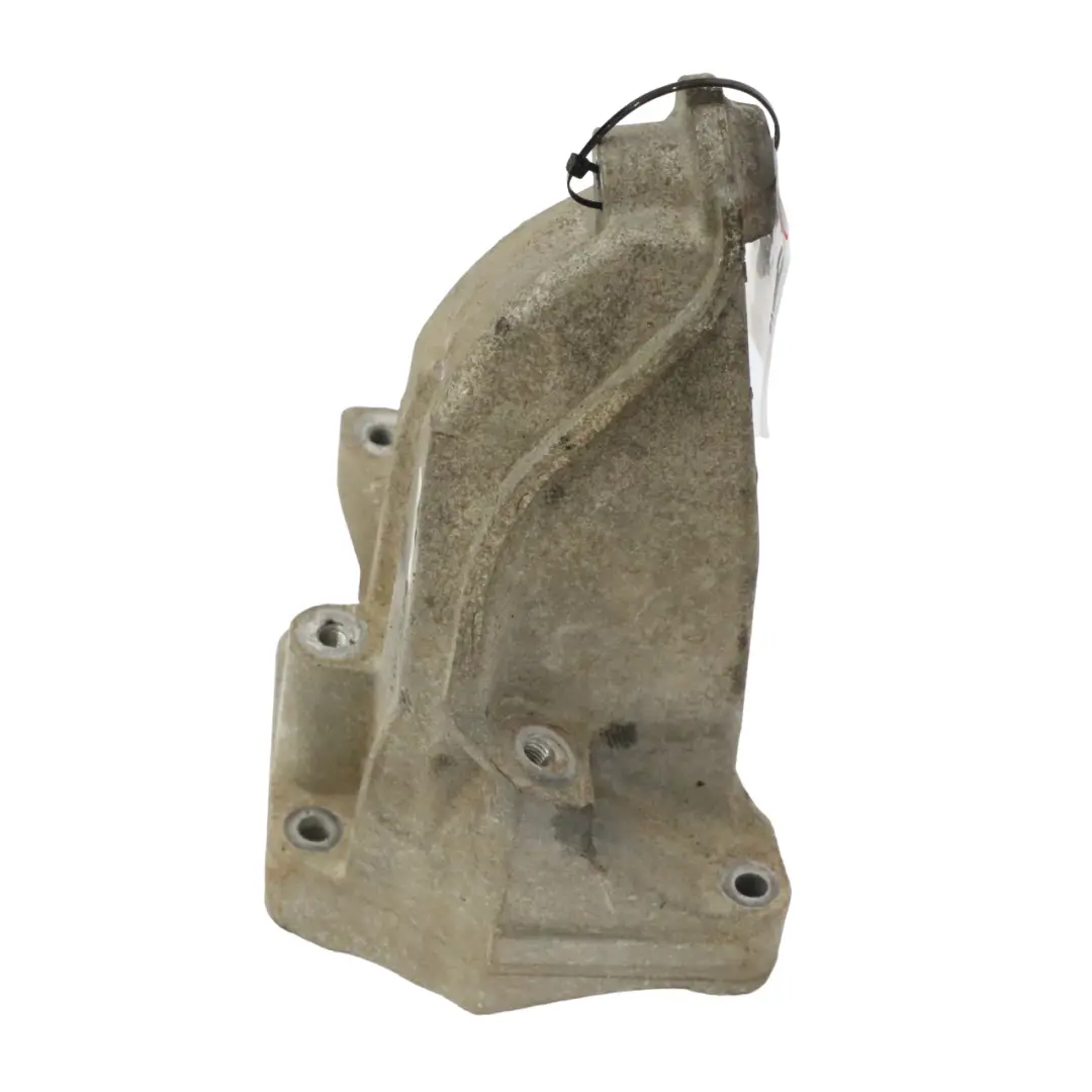 OM651 Engine Mount Bracket Holder Left N/S to Mercedes Vito W447 with Part number A6512235704 Mercedes Vito W447 OM651 Engine Mount Bracket Holder Left N/S - SKU A6512235704 - Part number A6512235704