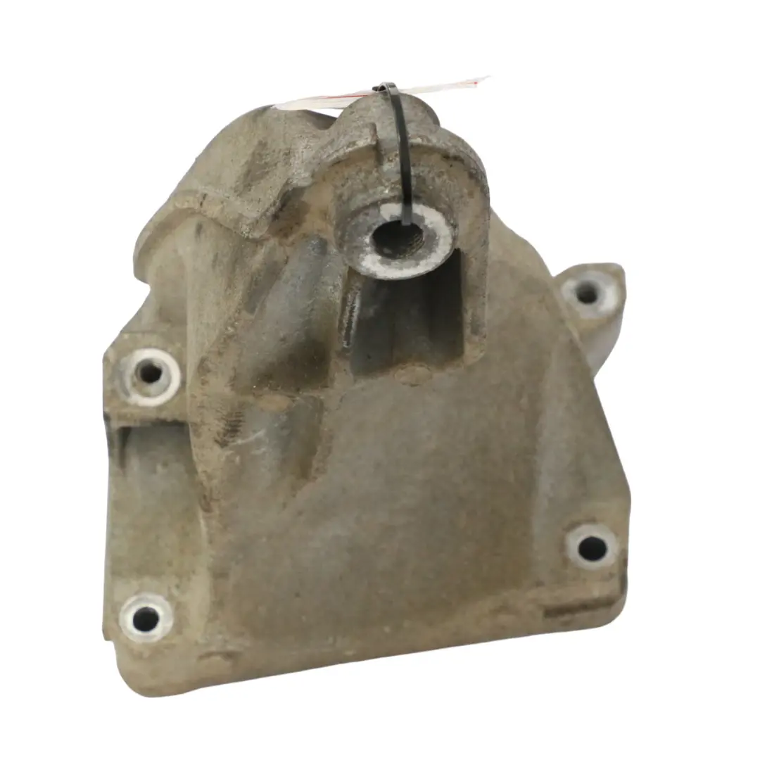 OM651 Soporte de montaje del motor para Mercedes Vito W447 con número de pieza A6512235704 Mercedes Vito W447 OM651 Soporte de montaje del motor - SKU A6512235704 - Número de pieza A6512235704