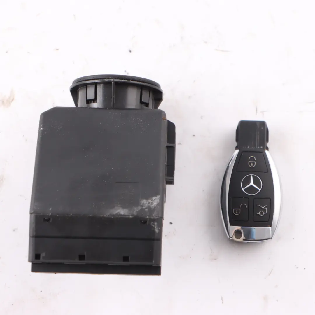 651.955 129HP Engine Unit ECU Kit Key Lock to Mercedes W906 313 CDI with Part number A6519000700 Mercedes W906 313 CDI 651.955 129HP Engine Unit ECU Kit Key Lock - SKU A6519000700-4 - Part number A6519000700