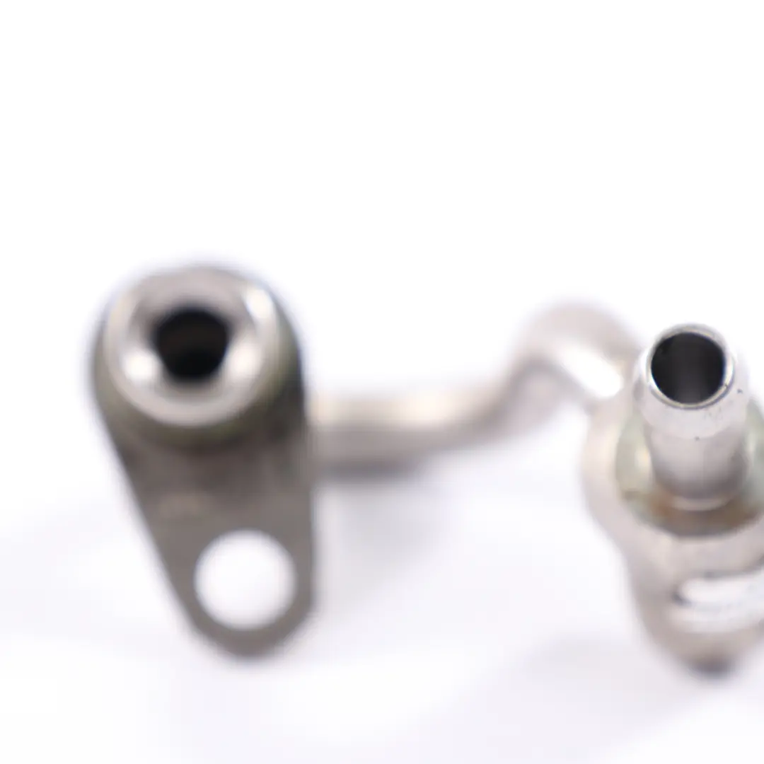 OM654 Druckpumpe Kraftstoff Rücklaufleitung Schlauch für Mercedes W213 mit Teilenummer A6540702200 Mercedes W213 OM654 Druckpumpe Kraftstoff Rücklaufleitung Schlauch - SKU A6540702200 - Teilenummer A6540702200