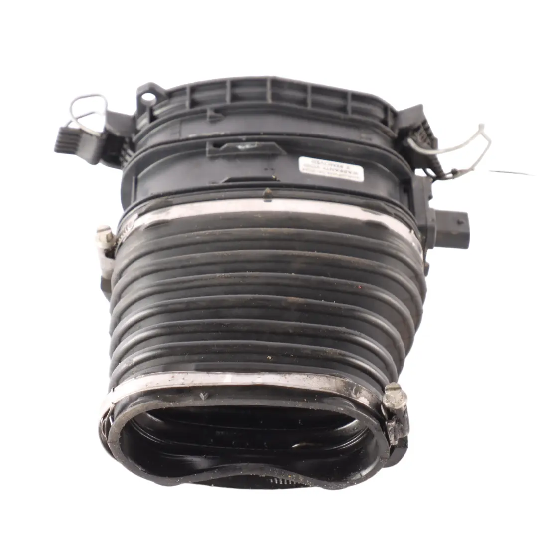 Intake Duct Air Mass Sensor OM654 OM656 to Mercedes W205 W213 Air with Part number A6540900048 Mercedes W205 W213 Air Intake Duct Air Mass Sensor OM654 OM656 - SKU A6540900048 - Part number A6540900048