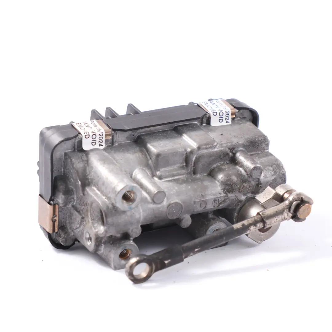 OM654.920 Actuador del turbocompresor 826802-0023 6NW011934 para Mercedes W213 CDI con número de pieza A6540903601 Mercedes W213 CDI OM654.920 Actuador del turbocompresor 826802-0023 6NW011934 - SKU A6540903601-2 - Número de pieza A6540903601